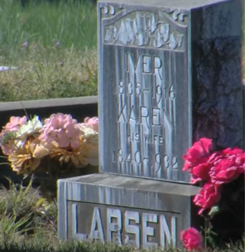 Larsen Grave